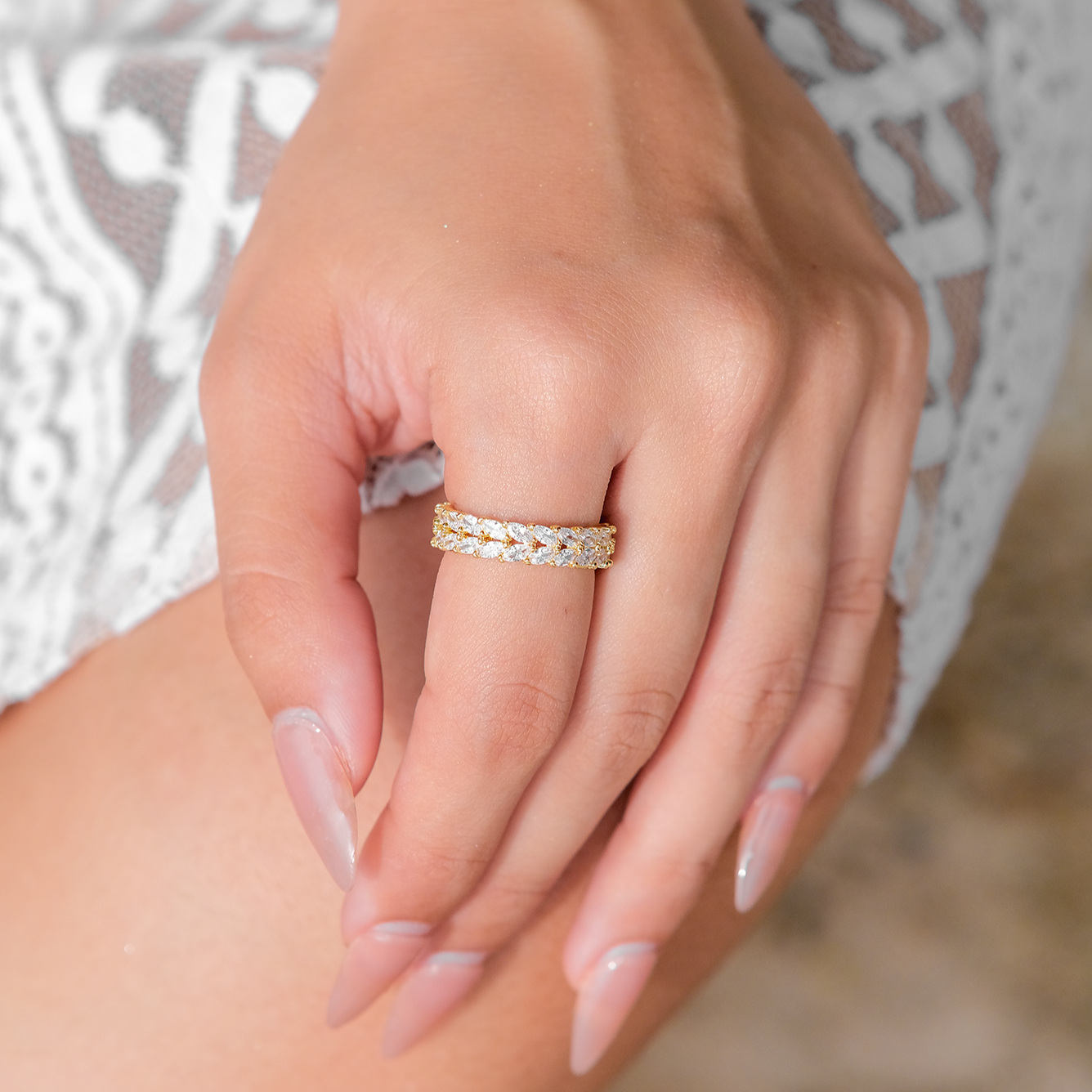 Clarisse Gemusterter Goldring