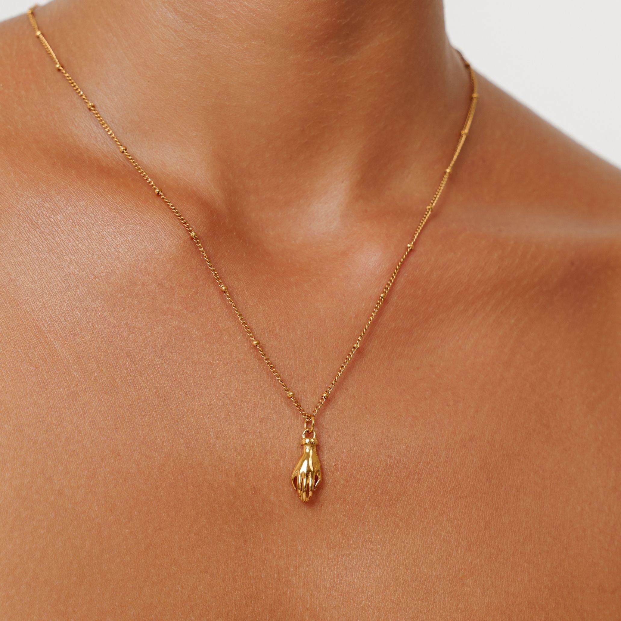 Guardian Hand Necklace-Maison Doré