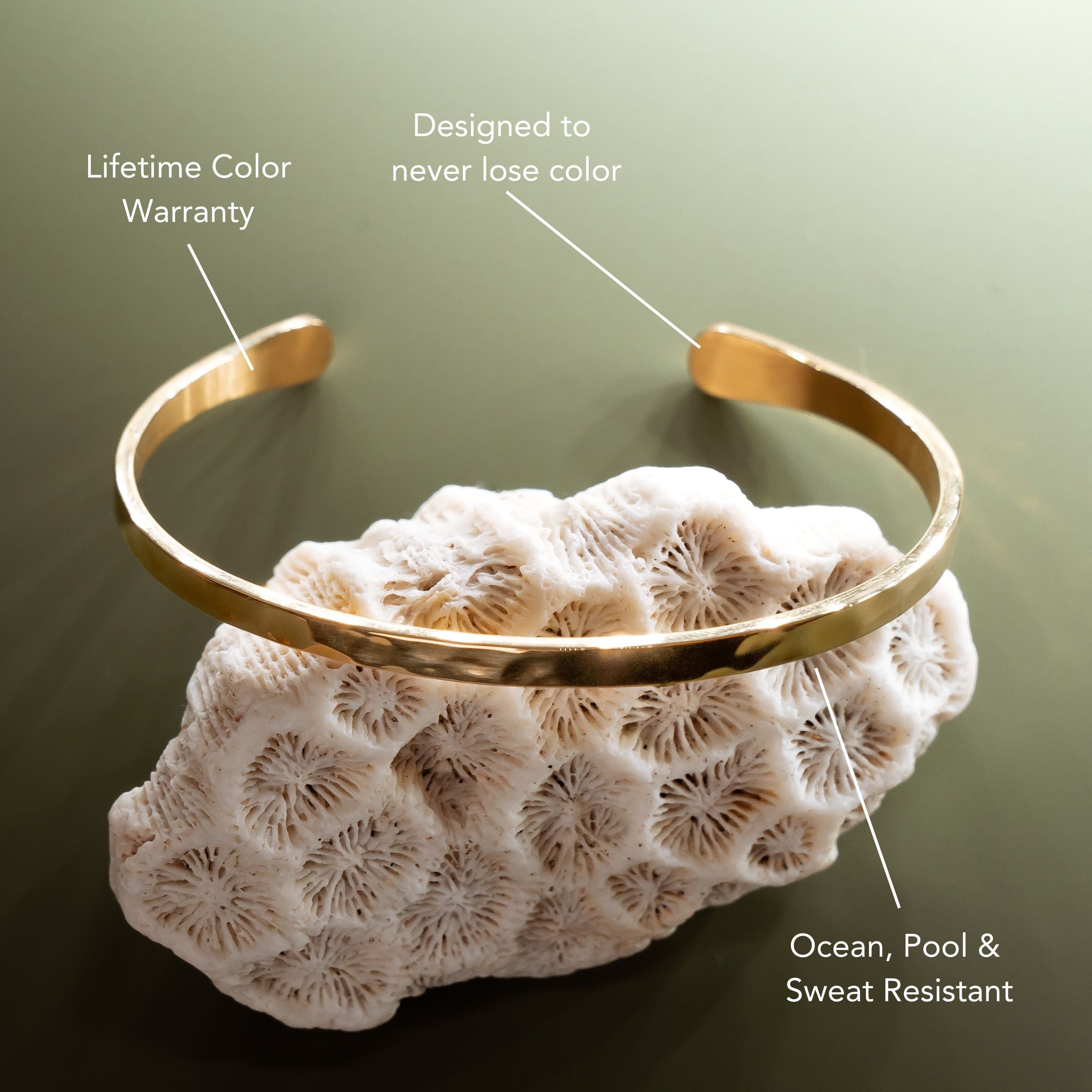 Hammered Cuff-Maison Doré