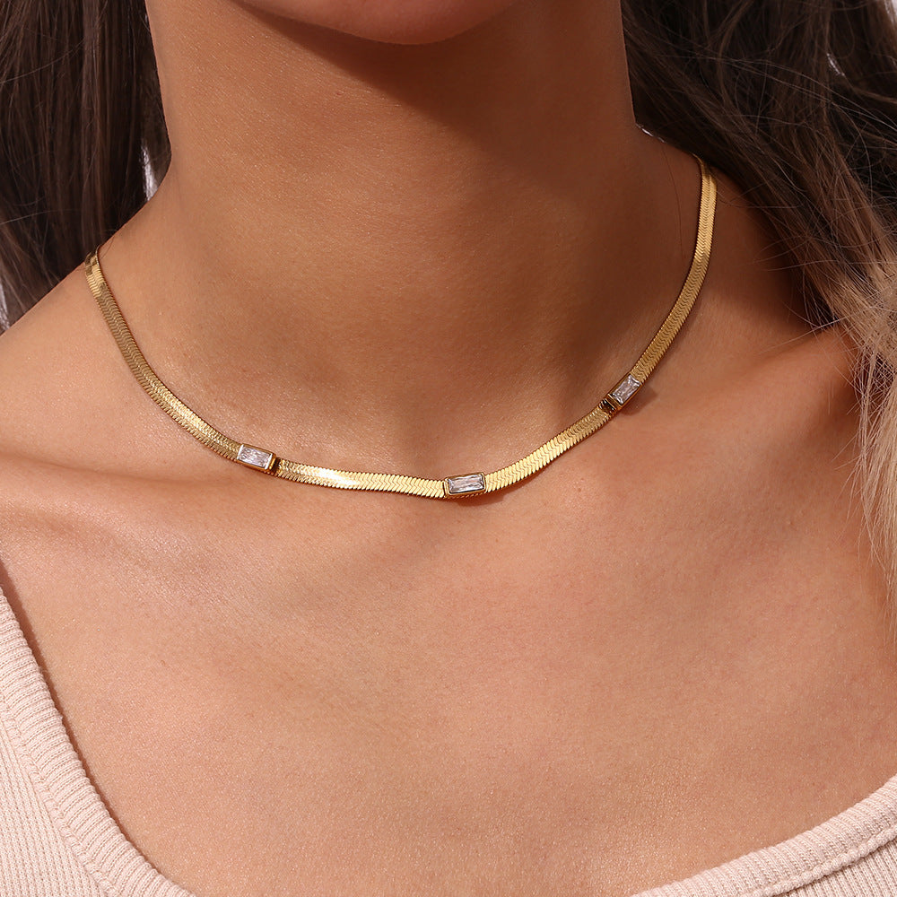 Eve Fischgrät-Goldkette