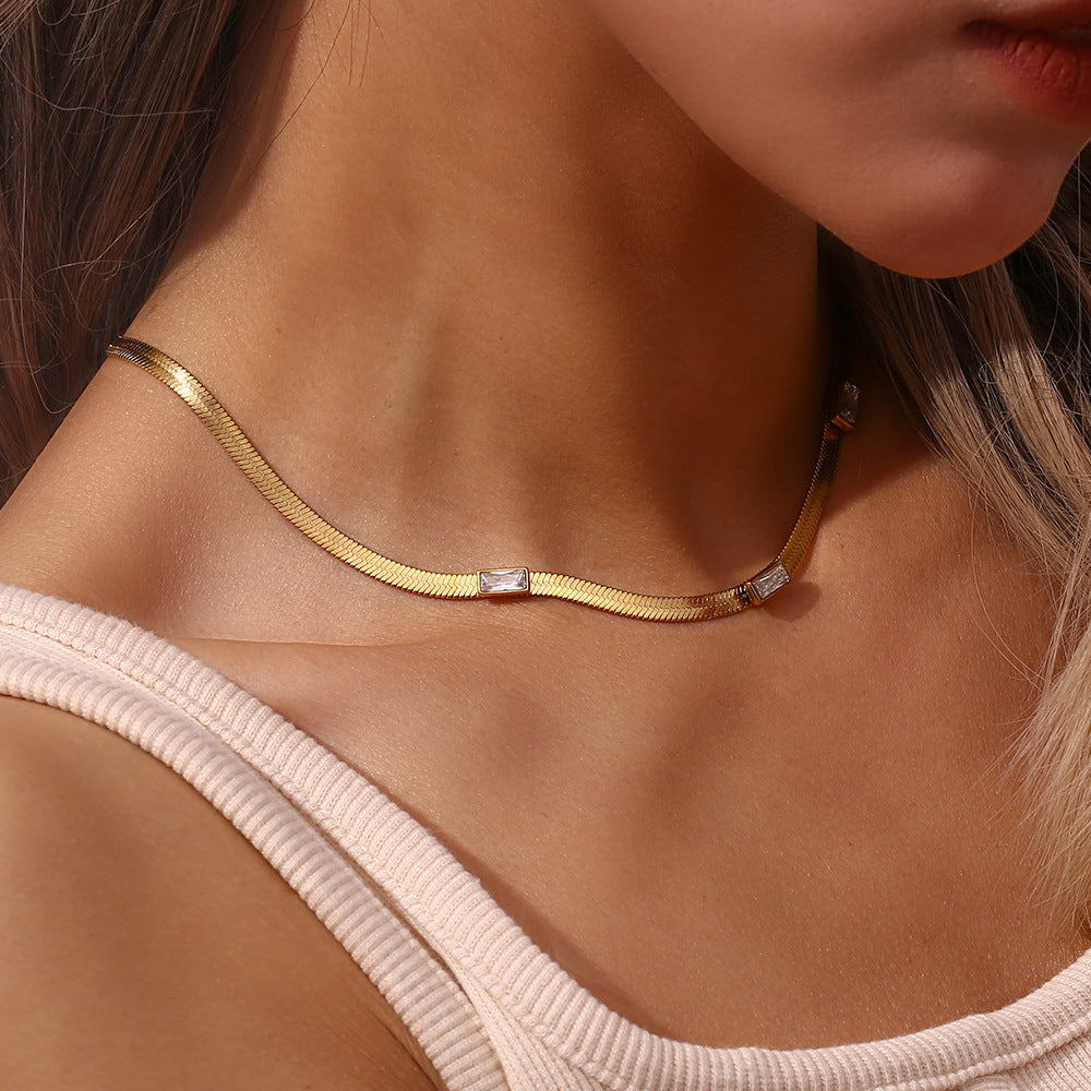 Eve Fischgrät-Goldkette