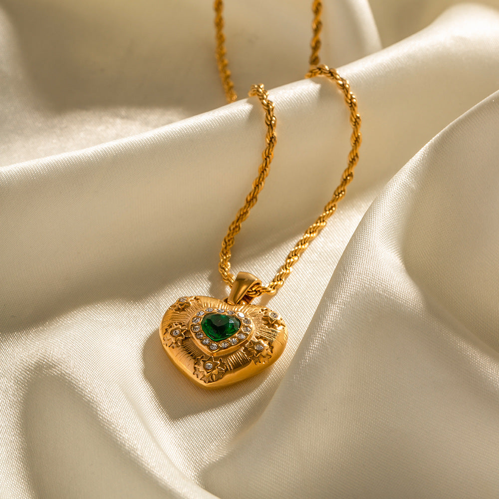 Caelus Gold Herz Necklace