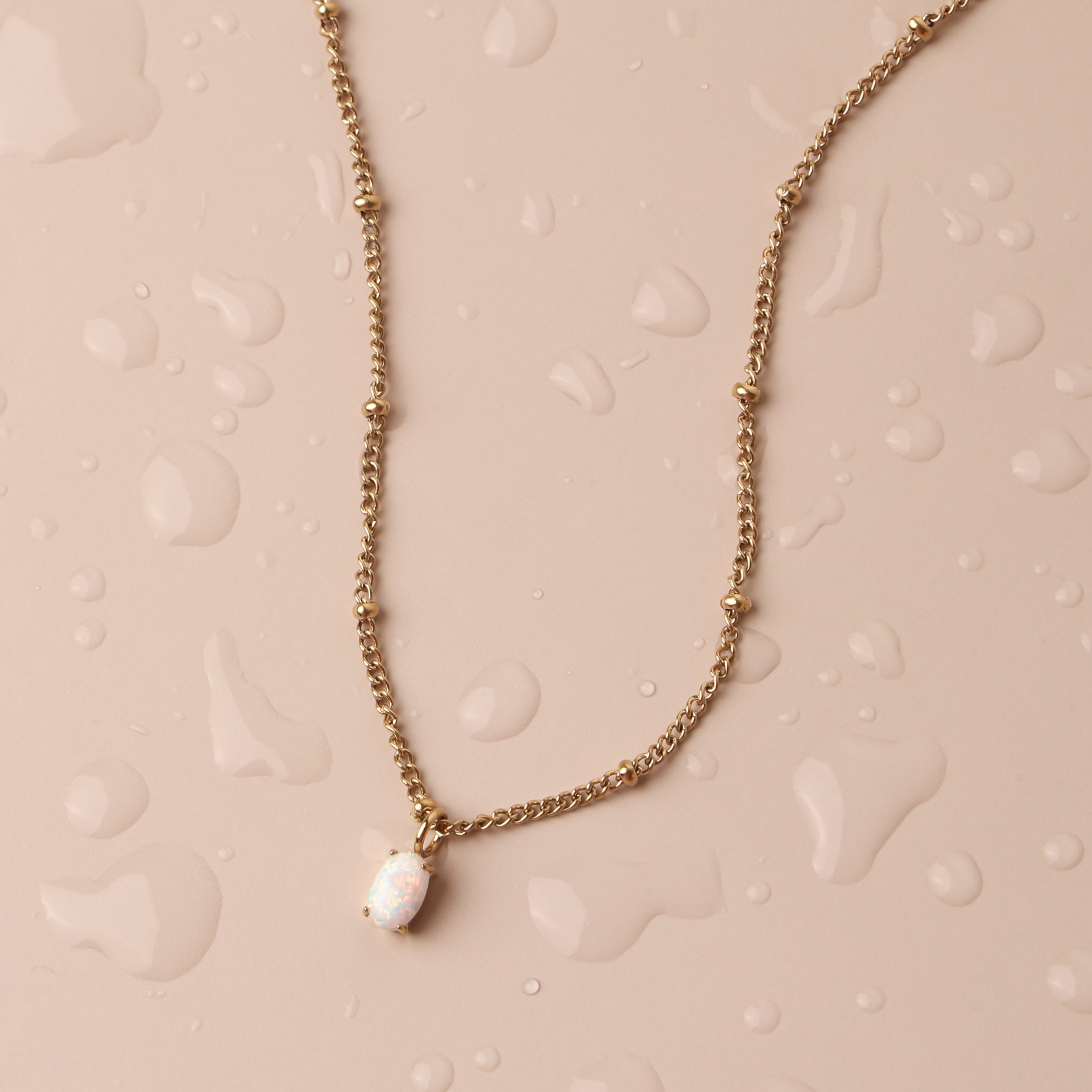 Opal-Halskette-Maison Doré