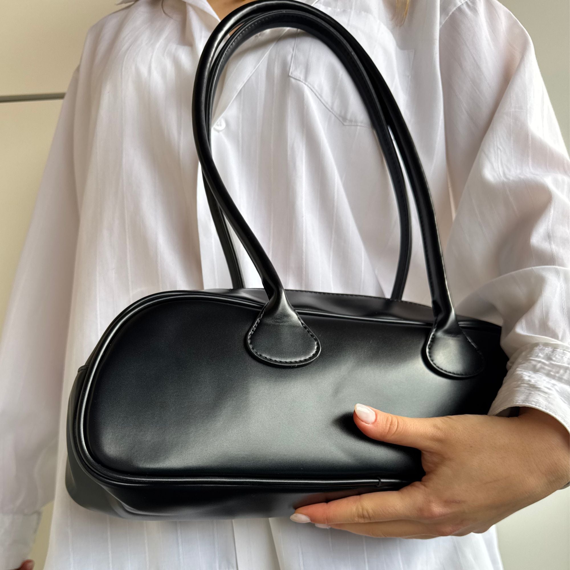 Vivienne Barrel Bag Schwarz
