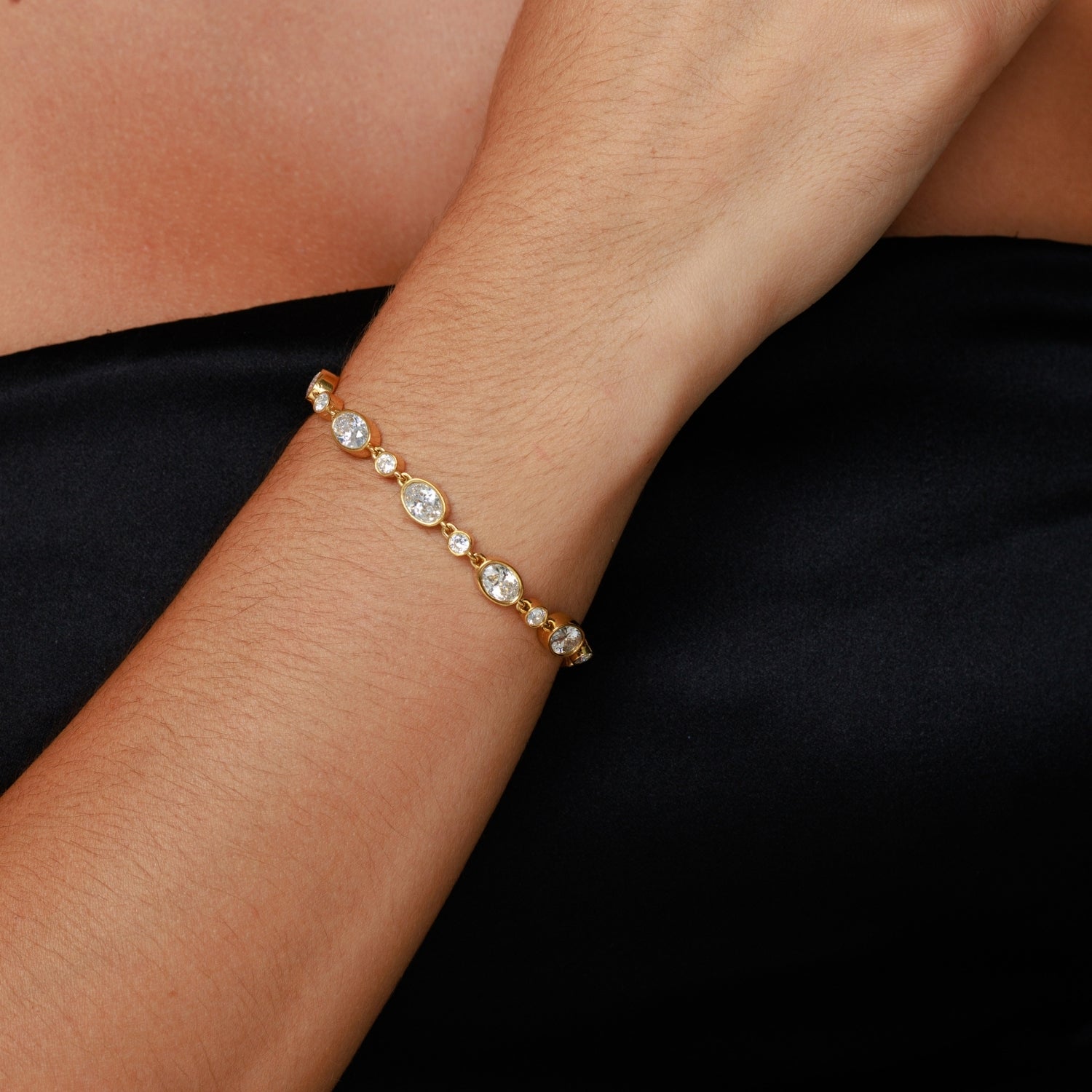 Aura Armband
