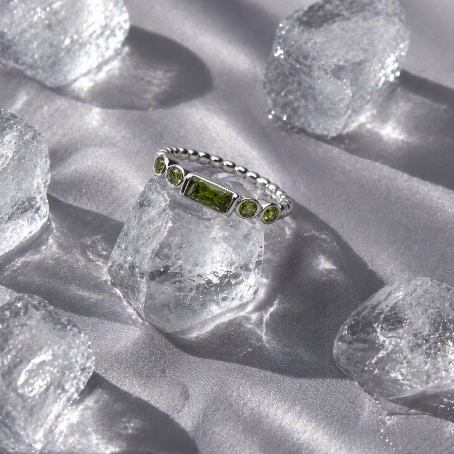 Grüner Muse Ring