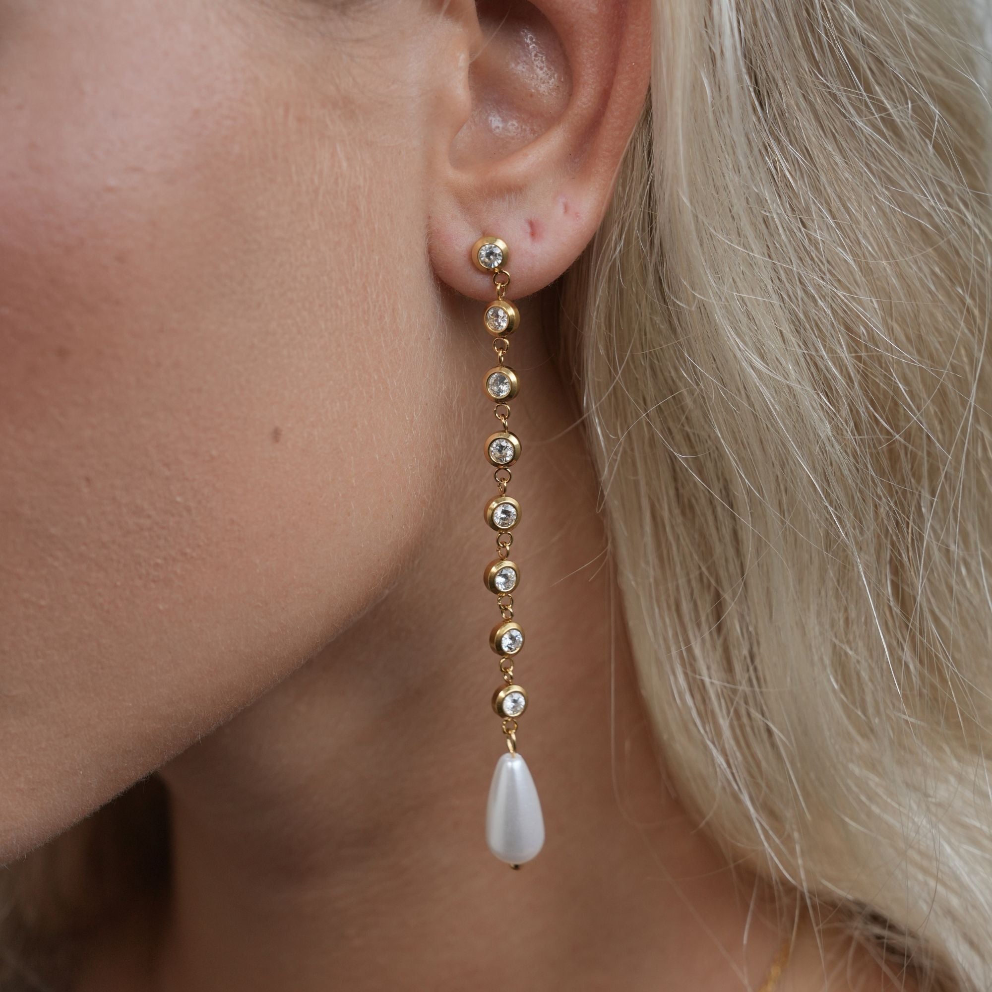 Althena Tropfenohrringe | 18K Gold-Maison Doré
