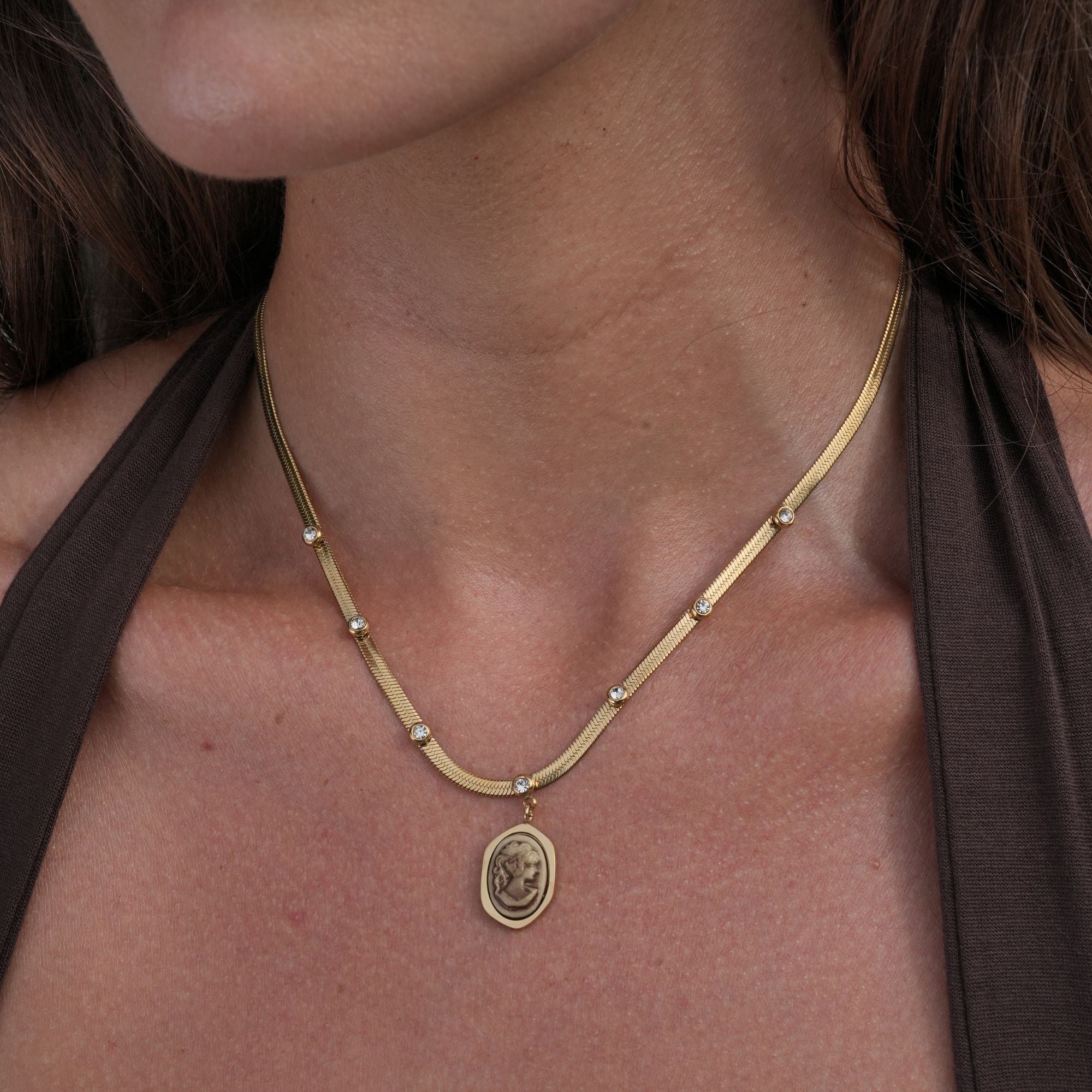 Amorette Cameo Choker-Maison Doré