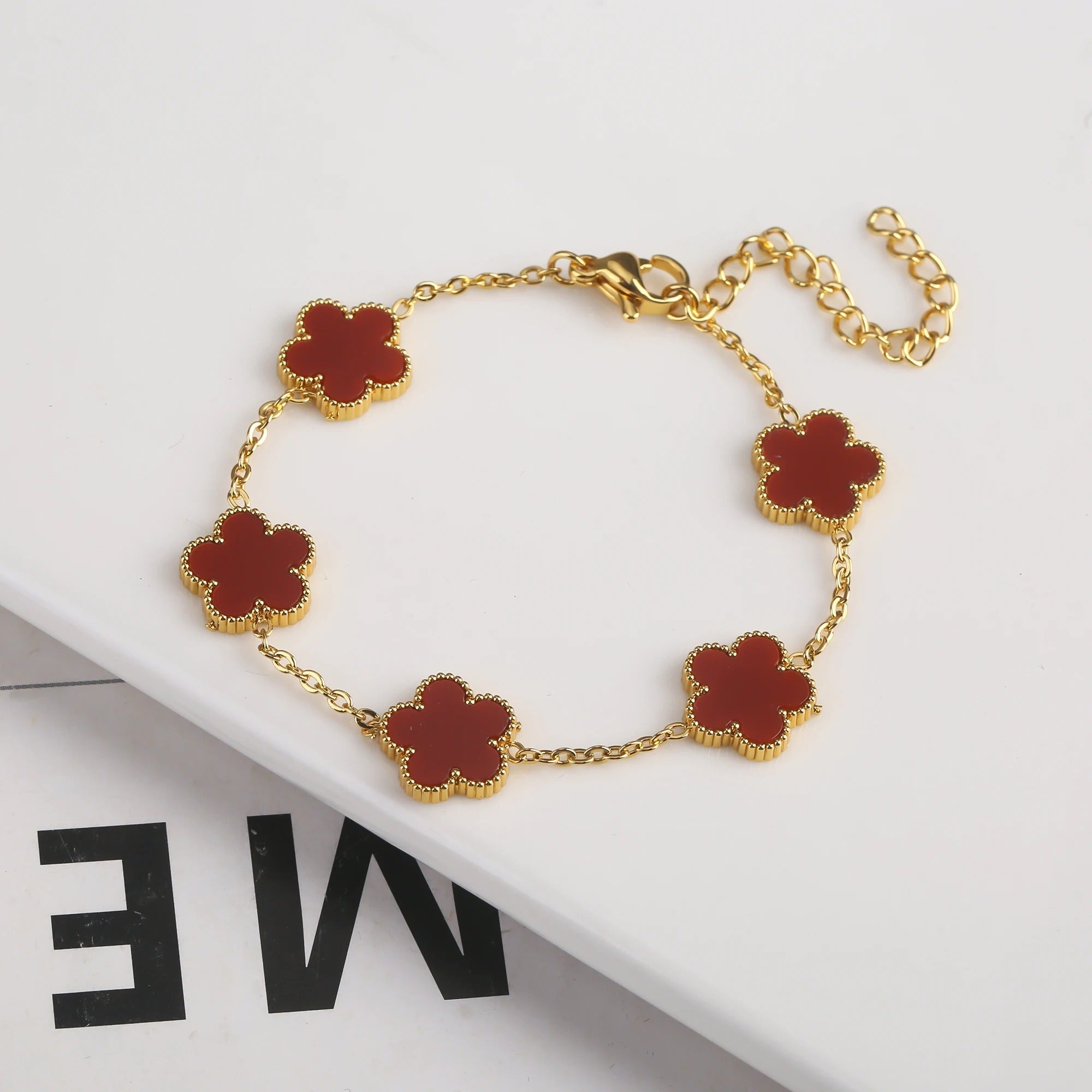 CLOVER | Rote Armbanduhr-Maison Doré
