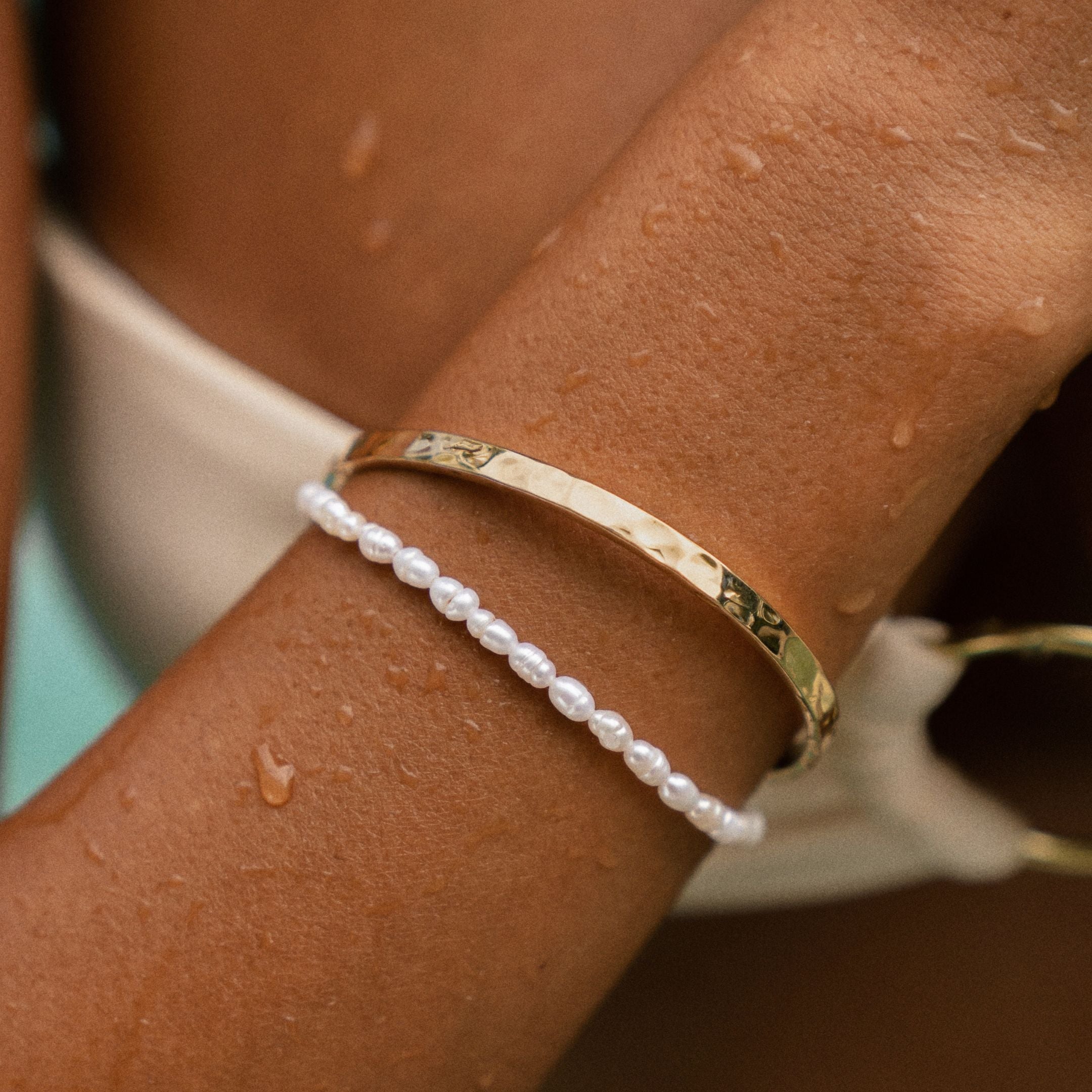 Hammered Cuff-Maison Doré