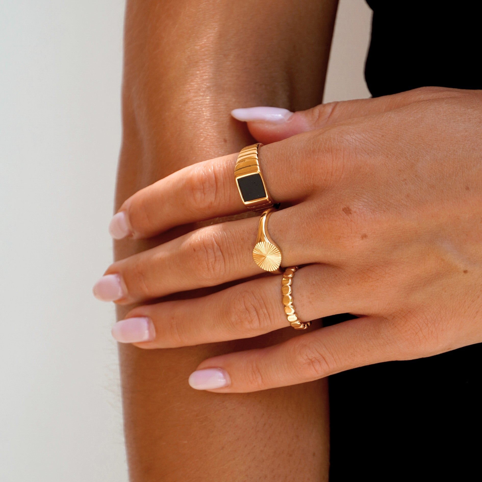 Sonnen-Signet-Ring-Maison Doré